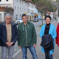 Zum Glück ohne Stau kam Inge Aures, MdL, (2. von re.) nach Bad Berneck. Mit dabei (v. li.) waren die Stadtratsmitglieder Zuhal Giray, Harry Kröhn, Fraktionsvorsitzender Udo Sauerstein sowie Bürgermeister Jürgen Zinnert.